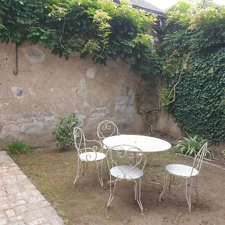 Eperonniere Villa *
